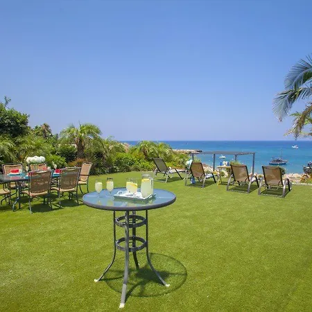 Villa With Two Minutes Walk From Sirina Bay 53 *