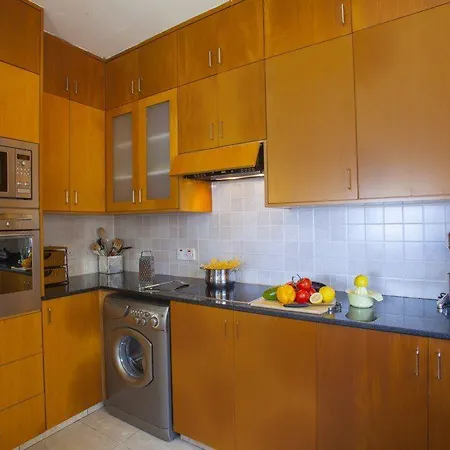 With Two Minutes Walk From Sirina Bay 53 Villa