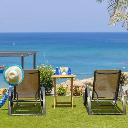 With Two Minutes Walk From Sirina Bay 53